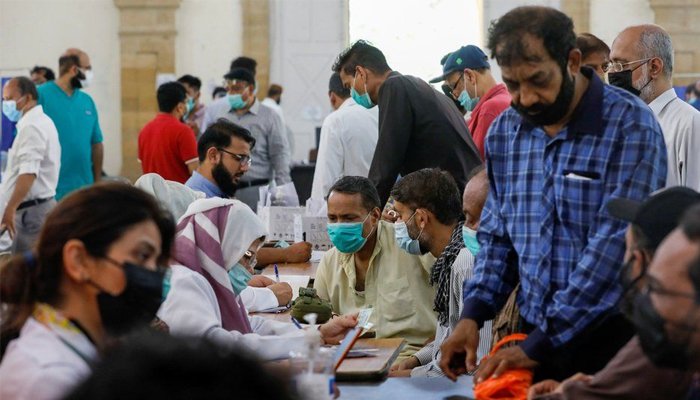 پنجاب میں کورونا ویکسین نا لگوانے والوں کا سرکاری دفاتر میں داخلہ بند