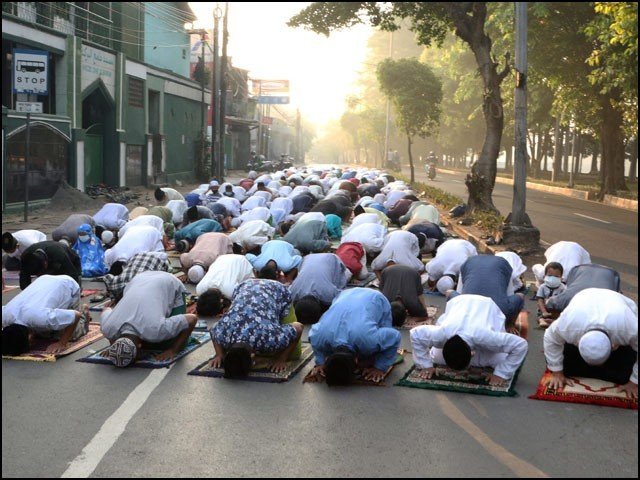 سعودی عرب سمیت مختلف ملکوں میں آج عید الاضحیٰ منائی جا رہی ہے