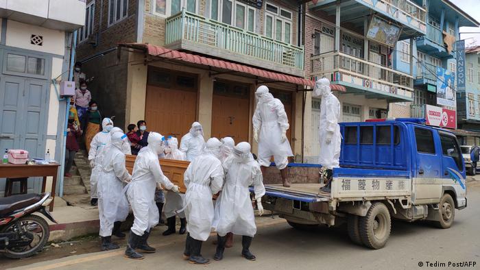 میانمار میں سول نافرمانی، کورونا ویکسین سے انکار