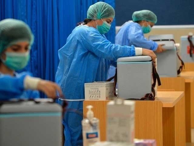 خیبرپختونخوا میں اسٹرازینیکا اور فائزر ویکسین ناپید