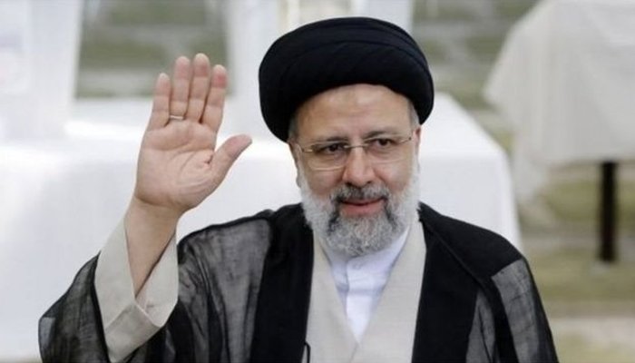 خامنہ ای نے نومنتخب ایرانی صدر ابراہیم رئیسی کی توثیق کر دی