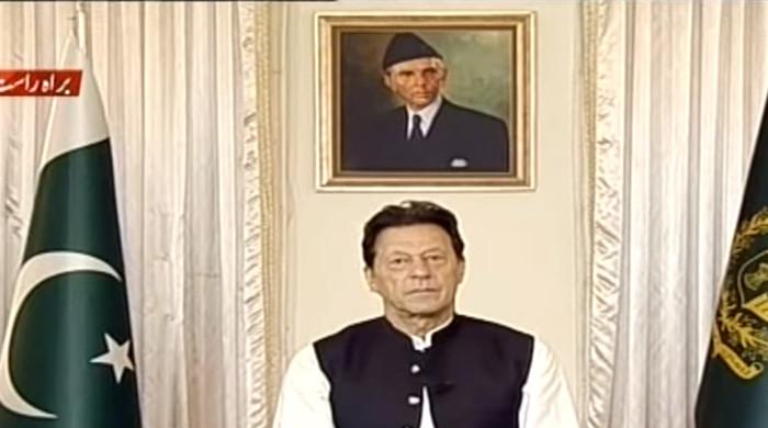 لاک ڈاؤن کر کے معیشت کو تباہ نہیں کرنا: وزیراعظم