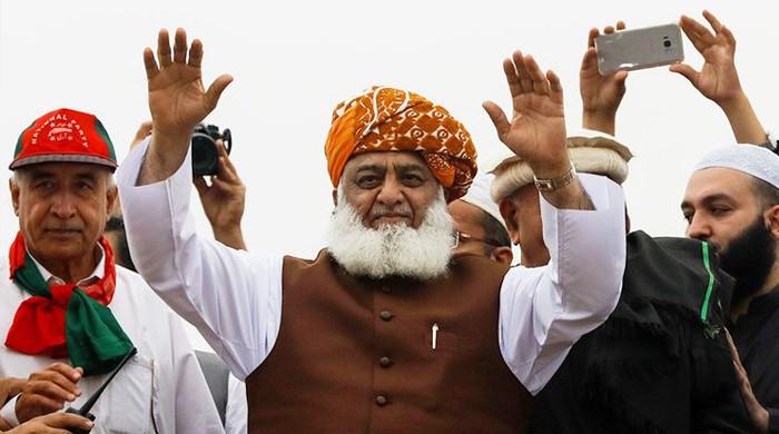 پی ڈی ایم آج کراچی میں سیاسی طاقت کا مظاہرہ کرے گی