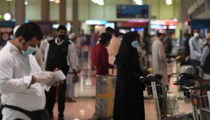 پاکستان میں کورونا کیسز کی شرح میں ایک بار پھر اضافہ