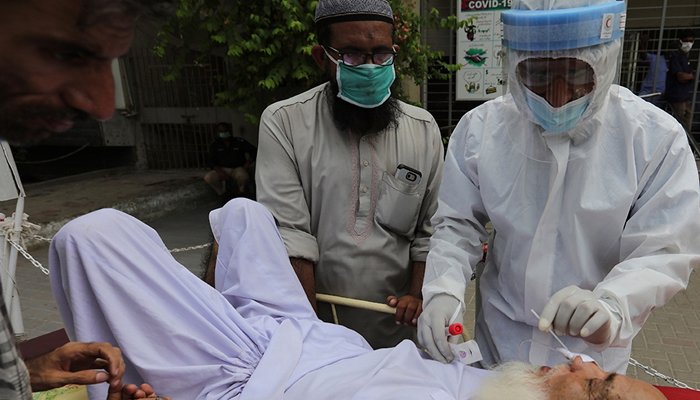 پاکستان میں کورونا سے مزید 95 افراد انتقال کر گئے