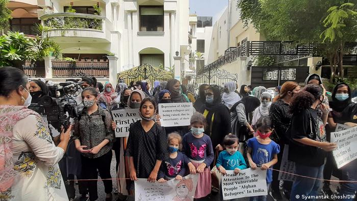 بھارت میں افغانوں کے لیے مہاجرین کی حیثیت حاصل کرنا مشکل تر