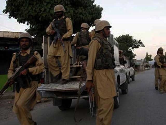 لورالائی کے قریب ایف سی کی گاڑی پر حملہ، ایک سیکیورٹی اہلکار شہید جبکہ 3 دہشتگرد ہلاک