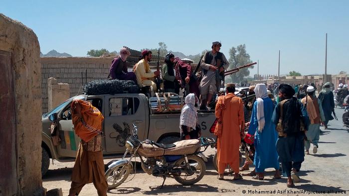 طالبان کو روکنے میں افغان فورسز کی ناکامی سے امریکی عہدیدار کافی مایوس