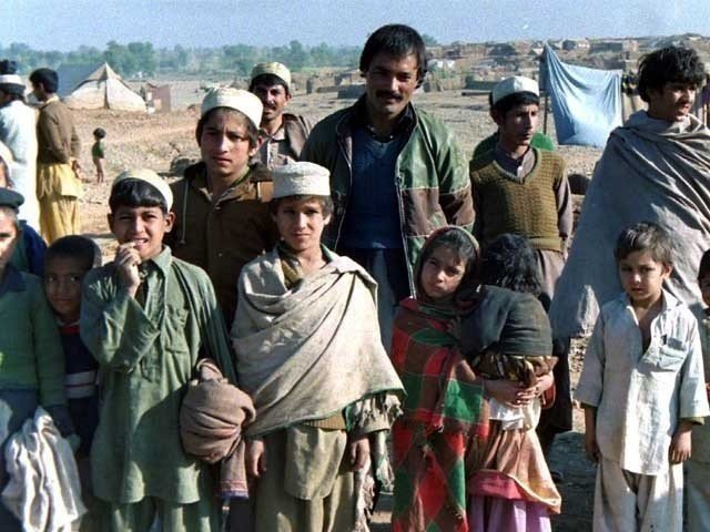 افغان مہاجرین کی ممکنہ آمد، خیبر پختونخوا میں کیمپ لگانے کا منصوبہ
