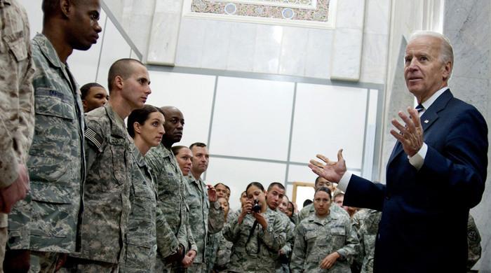 افغانستان میں فوج رکھنے سے متعلق امریکی صدر اور جنرلز کے مؤقف میں تضاد