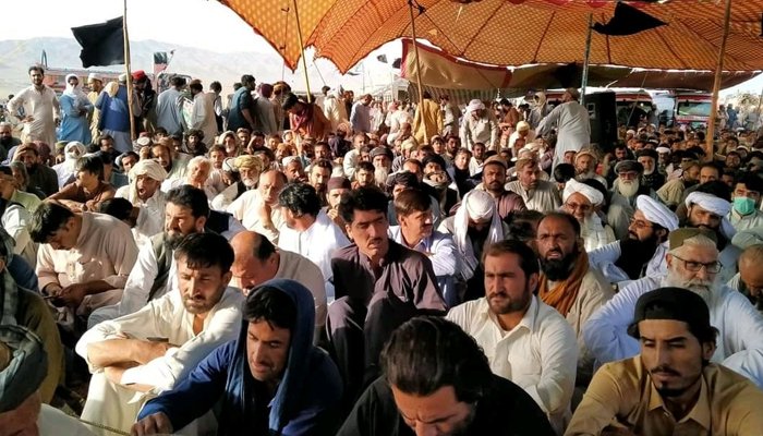 زیارت میں شہید لیویز اہلکاروں کے ورثاءکا دھرنا پانچویں روز بھی جاری