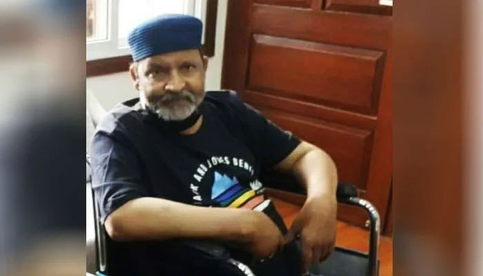 عمر شریف کی طبیعت میں بہتری، آج امریکی ویزا ملنے کا امکان