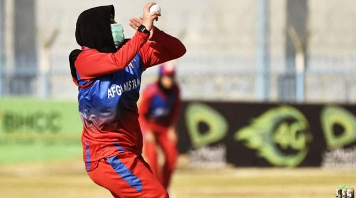 خواتین کو کرکٹ سمیت جسم کی نمائش والے کسی کھیل کی اجازت نہیں دیں گے: طالبان