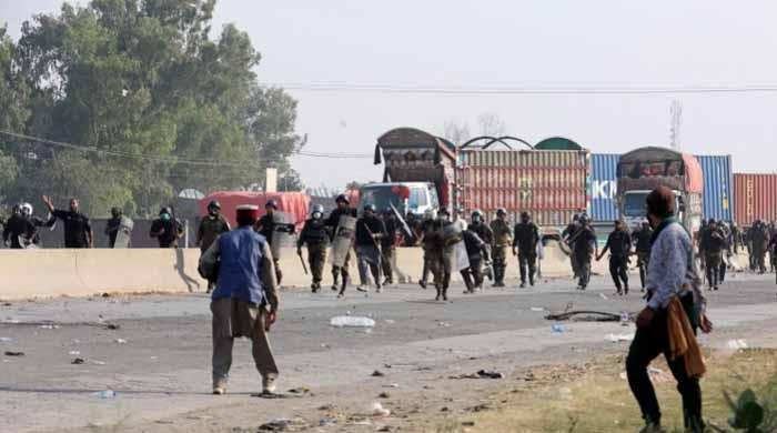 کالعدم تنظیم کا احتجاج جاری، مظاہرین کا جی ٹی روڈ پر پڑاؤ، اہم سڑکیں بند