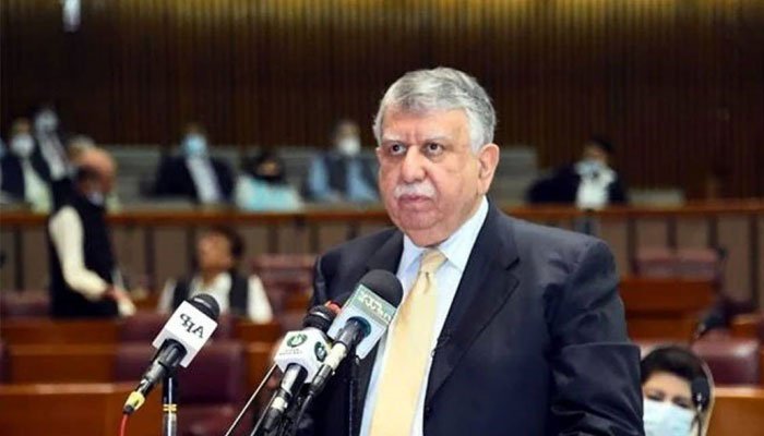 مشیر خزانہ شوکت ترین کو سینیٹر بنانے کا فیصلہ