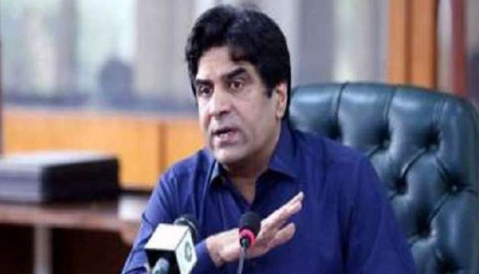 وزیراعظم کے معاون نے مسائل کا ذمہ دار سابق جرنیلوں کو ٹھہرا دیا