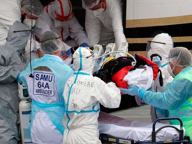 کورونا کی پانچویں لہر میں نئے کیسز بجلی کی رفتار سے بڑھ رہے ہیں، فرانس