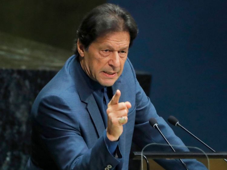 بدلتا ہے رنگ آسماں کیسے کیسے