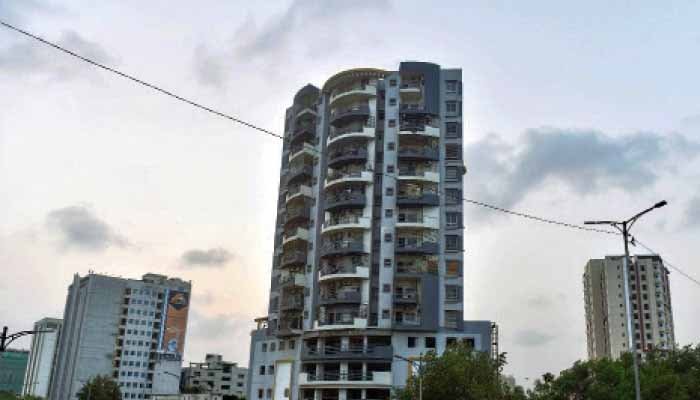 47 منزلہ عمارت کو 10 سیکنڈز میں گرانے والی کمپنی نسلہ ٹاور گرانے کیلئے تیار