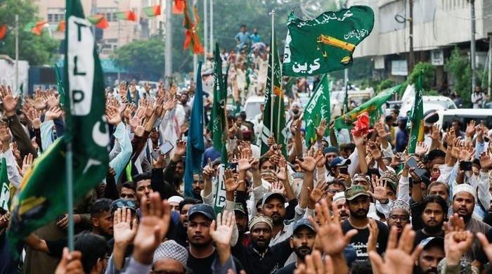 وفاقی حکومت نے تحریک لبیک پاکستان سے پابندی ہٹانے کی منظوری دے دی