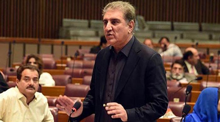 ای وی ایم ’ایول ڈیزائرز‘ کو دفن کرنے کیلئے لائی جا رہی ہے: شاہ محمود قریشی