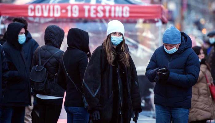 امریکا میں اومی کرون کے وار، نئی لہر میں کیسز کا نیا ریکارڈ