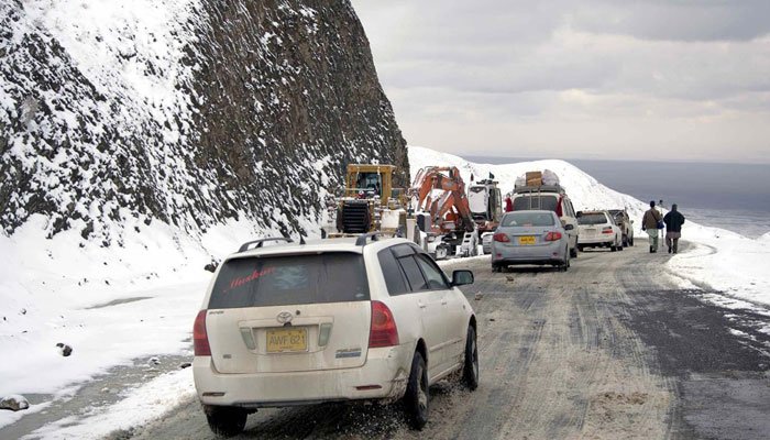 بلوچستان میں بارش، برفباری کے بعد سردی میں مزید اضافہ