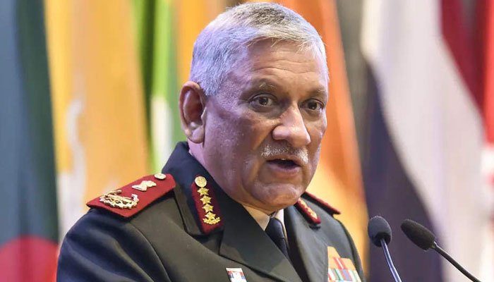 ہیلی کاپٹر حادثے میں بھارتی چیف آف ڈیفنس اسٹاف جنرل بپن راوت ہلاک ہو گئے