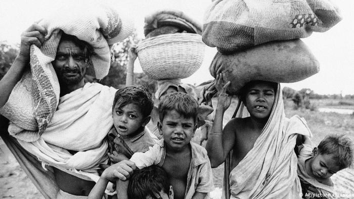 بنگلہ دیش پاکستان سے کیوں الگ ہوا اور آج کہاں کھڑا ہے؟