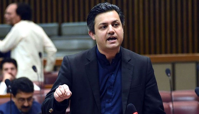 رواں سردیوں میں گیس لوڈ شیڈنگ گزشتہ برسوں سے کم ہے: حماد اظہر کا دعویٰ