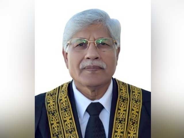 سابق چیف جج رانا شمیم کا نام ای سی ایل میں ڈالنے کے لیے درخواست دائر