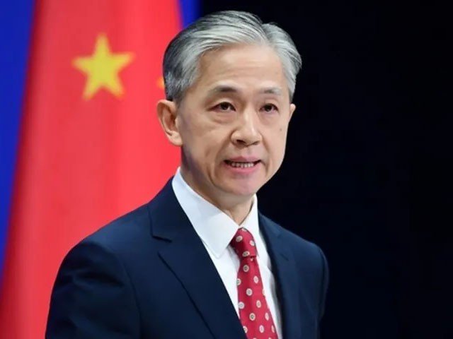 برطانوی الزامات بہت زیادہ 007 ٹائپ فلمیں دیکھنے کا نتیجہ ہے، چین