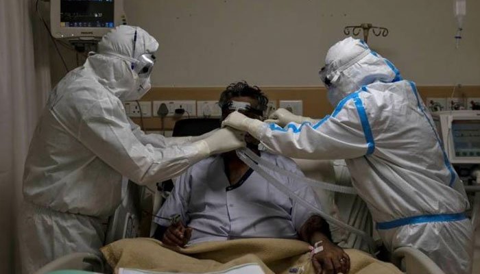 ملک میں کورونا نے مزید 15 افراد کی جان لے لی