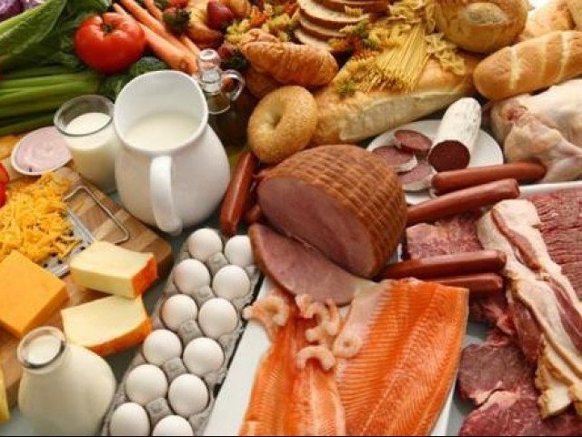 منی بجٹ نافذ؛ دودھ، گھی، موبائل، مرچ، نمک، گاڑیاں و گوشت سمیت 150 اشیا مزید مہنگی