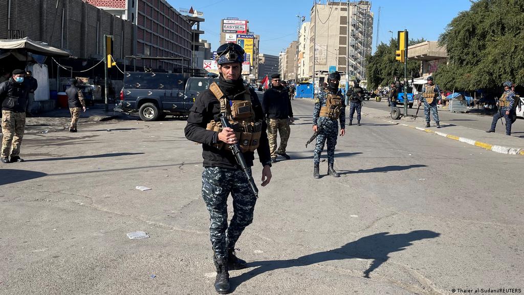 عراق: سیاسی جماعت کے ہیڈ کواٹر پر بم حملہ اور فائرنگ