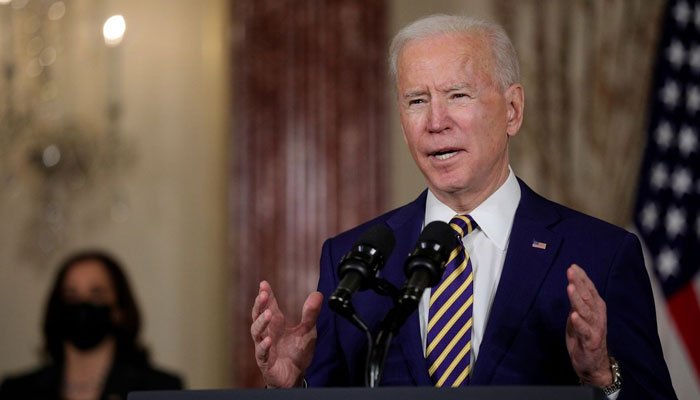 امریکی صدر نے کورونا سے بچاؤ کیلئے فائزر کی گولیوں کی خریداری دوگنا کر دی