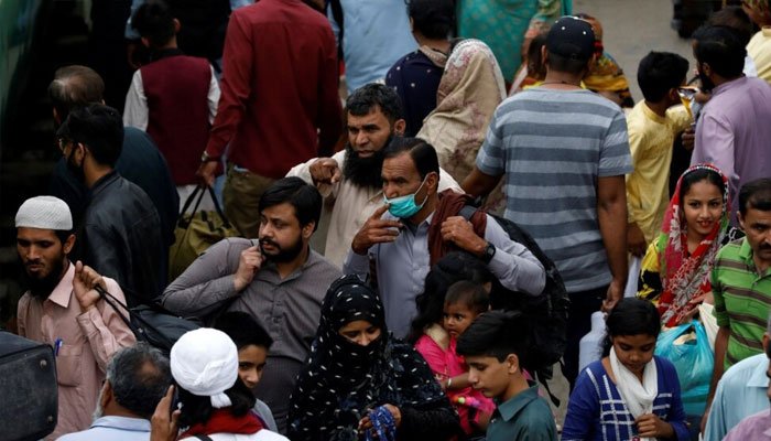 کراچی میں کورونا کیسز میں تشویشناک اضافہ، شرح 35 فیصد سے بھی تجاوز کر گئی