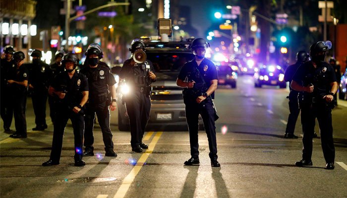 لاس اینجلس میں فائرنگ سے 6 افراد زخمی، 2 کی حالت تشویشناک