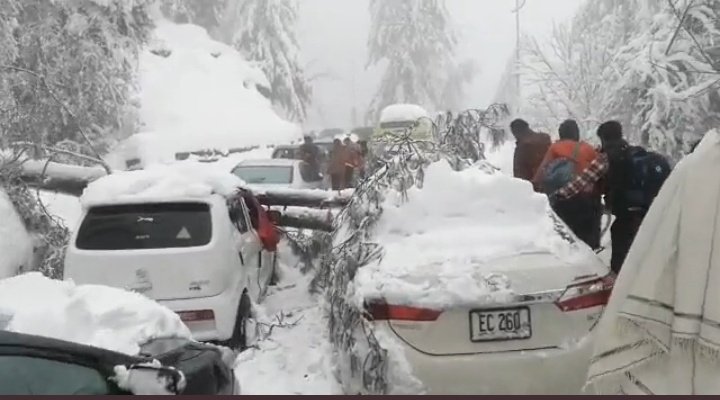 مری میں برفباری کے باعث ہونے والی اموات کی تفصیلات
