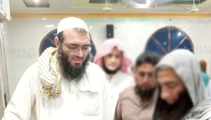 پشاور میں فائرنگ سے نامور عالم دین شیخ عبدالحمید جاں بحق، بھائی زخمی