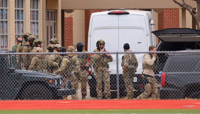 ٹیکساس میں یہودی عبادت گاہ میں لوگوں کو یرغمال بنانے والا شخص برطانوی نکلا