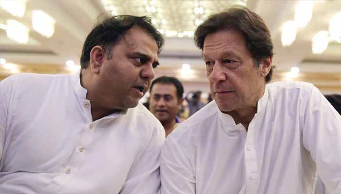 عمران خان کے لیول کا آدمی پاکستان میں نہیں: فواد چوہدری