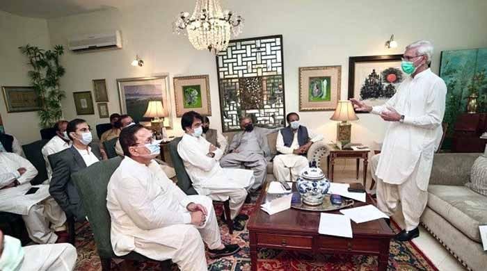 ترین گروپ کے بیشتر ارکان (ن) لیگ سے ملکر حکومت کیخلاف میدان میں آنے کو تیار