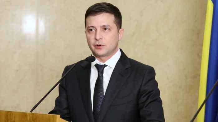 ہتھیاروں کی ضرورت ہے انخلا کی نہیں، امریکی پیشکش پر یوکرینی صدر کا جواب