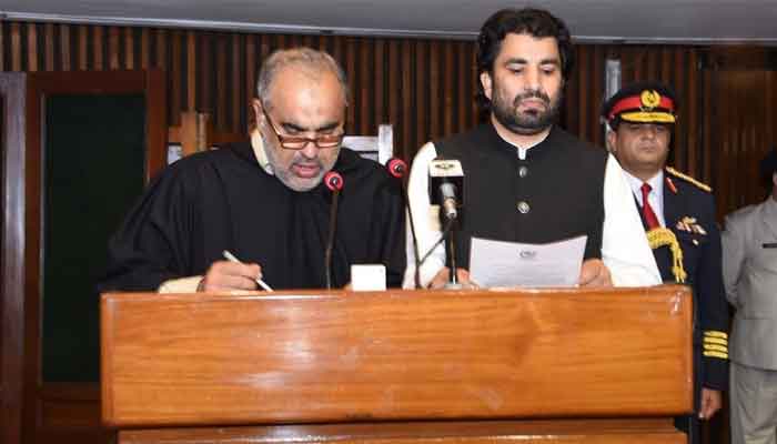 اپوزیشن کا اسپیکر و ڈپٹی اسپیکر قومی اسمبلی کیخلاف بھی تحریک لانے کا فیصلہ